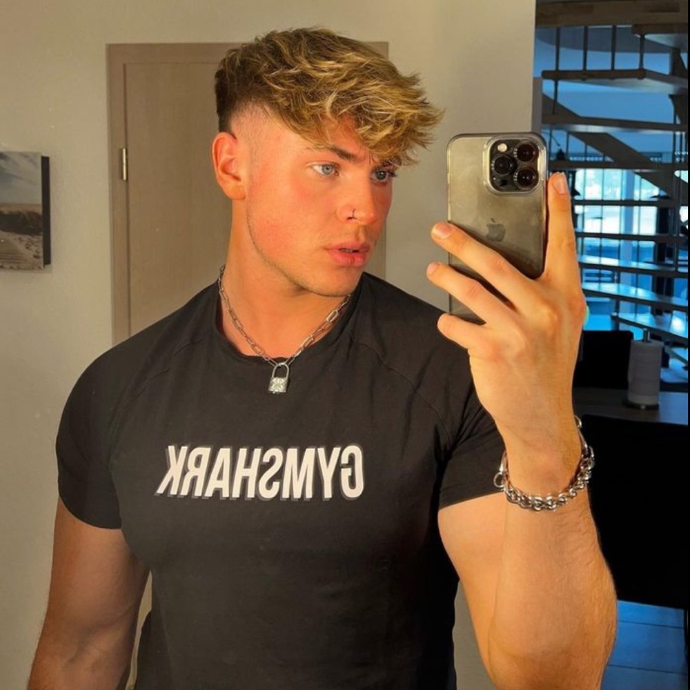 GYMSHARK MEN WORKOUT BODYBUILDING ATHLETE BODYBUILDER WEIGHTLIFTING T SHIRT JOCK
